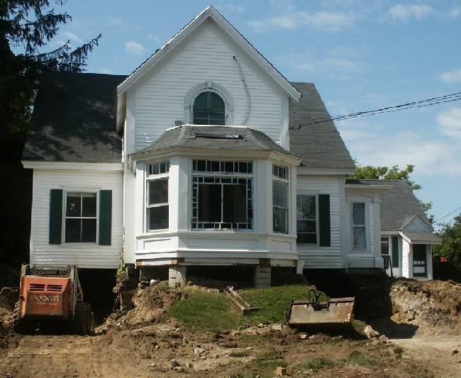 digging under house